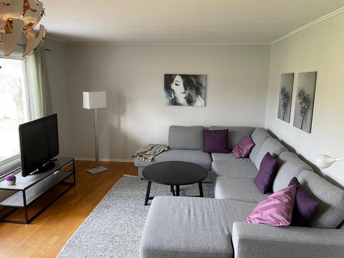 Familjevaenligt Hus Naera Isaberg! Villa Hestra Exteriör bild